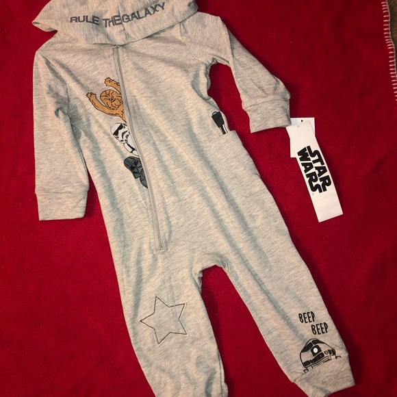 SOLD - Star Wars hooded onesie NWT - Picture 1 of 5